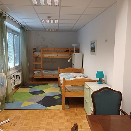 Viksi Hostel Ljubljana Luaran gambar
