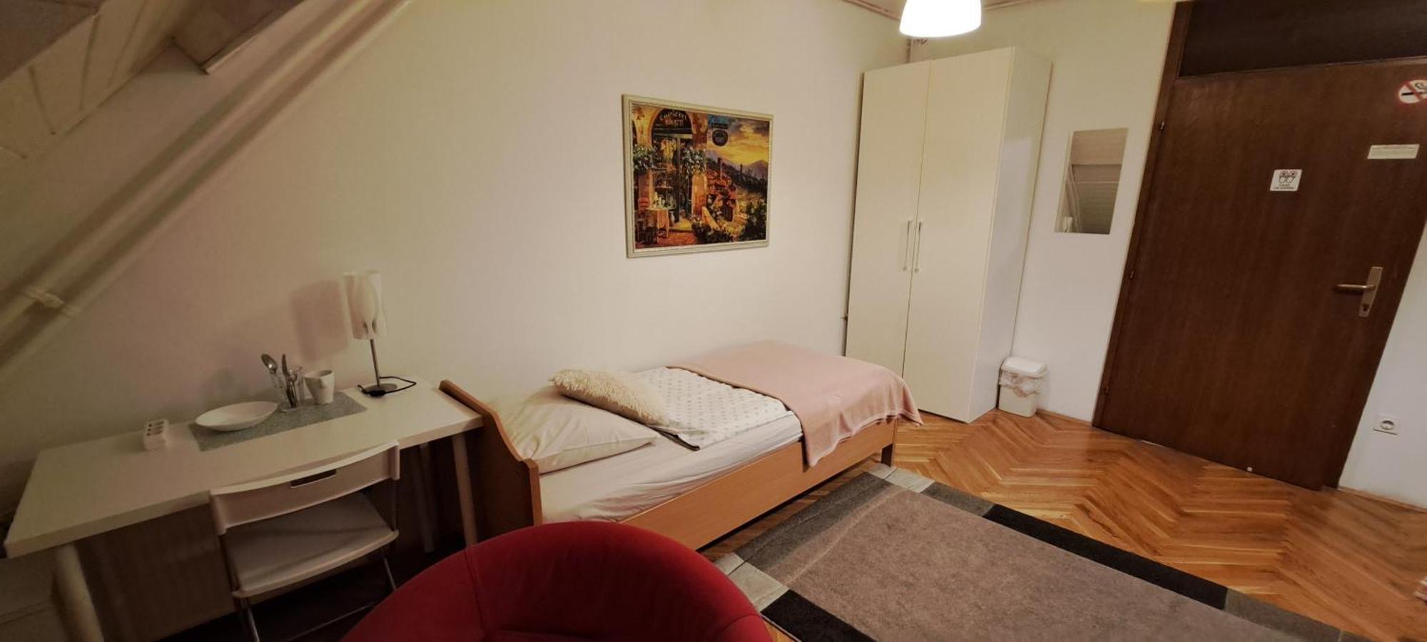 Viksi Hostel Ljubljana Bilik gambar